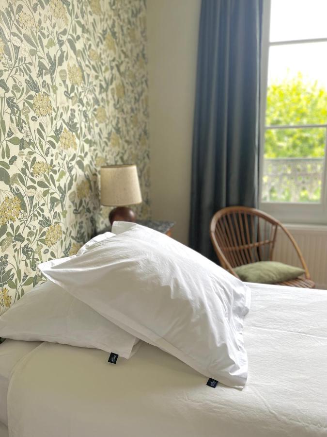 Bed and Breakfast Entre Les Branches Saint-Règle Esterno foto
